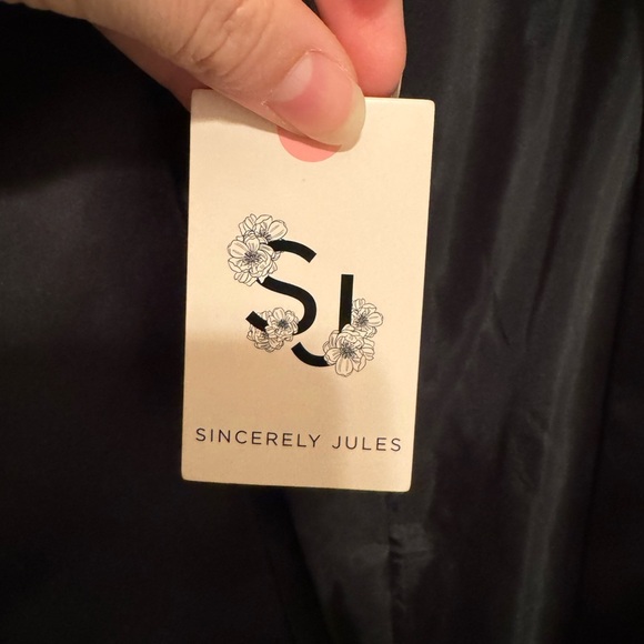 NWT Sincerely Jules Satin Blazer with Feather Cuff Sleeves and Jeweled Button - Picture 7 of 11